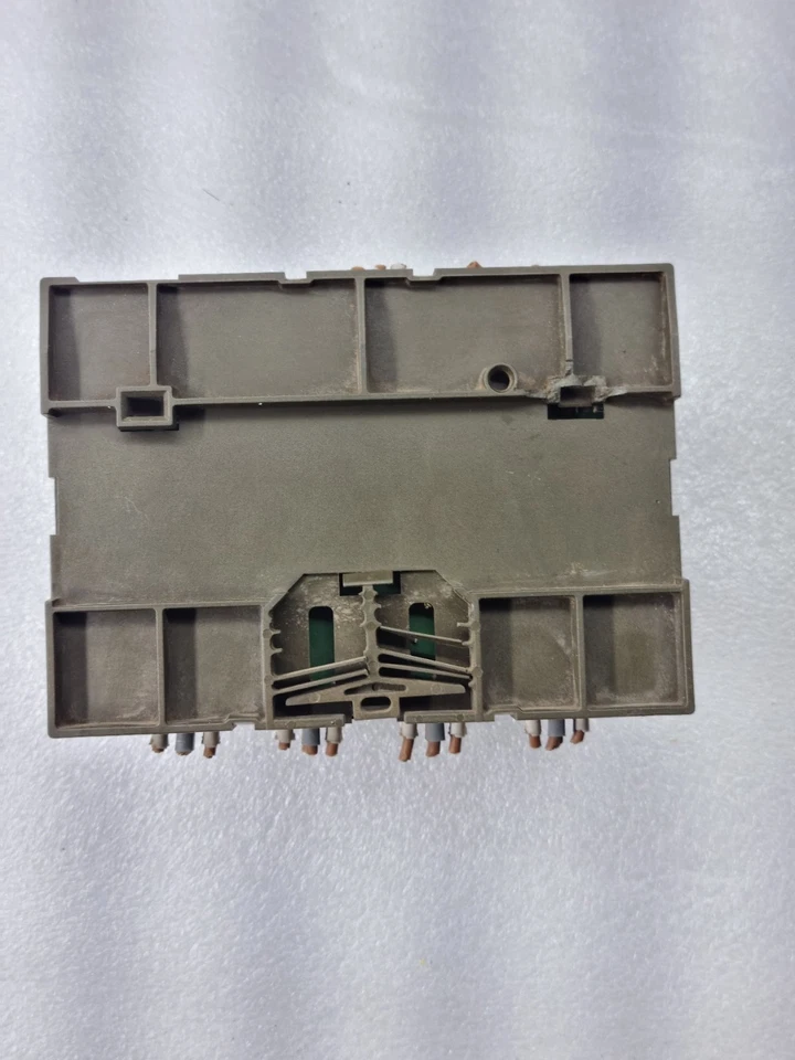 SIEMENS 24RCL LOGO 6ED1053-1HB00-0BA2 DC24V FOR PARTS